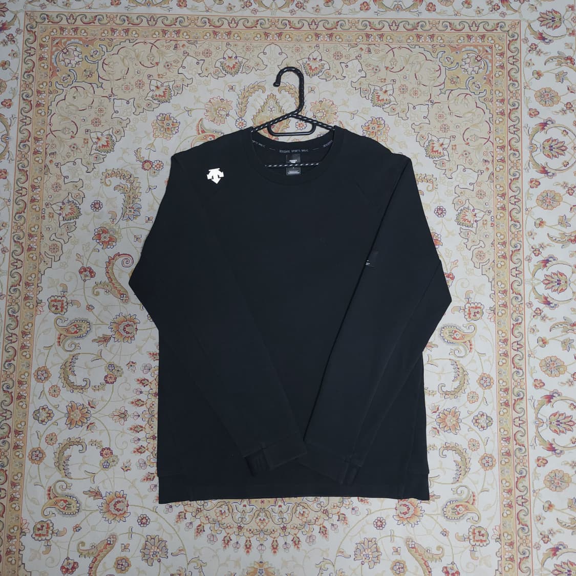 데상트 코튼 긴팔티셔츠 맨투맨
100 상품이미지1