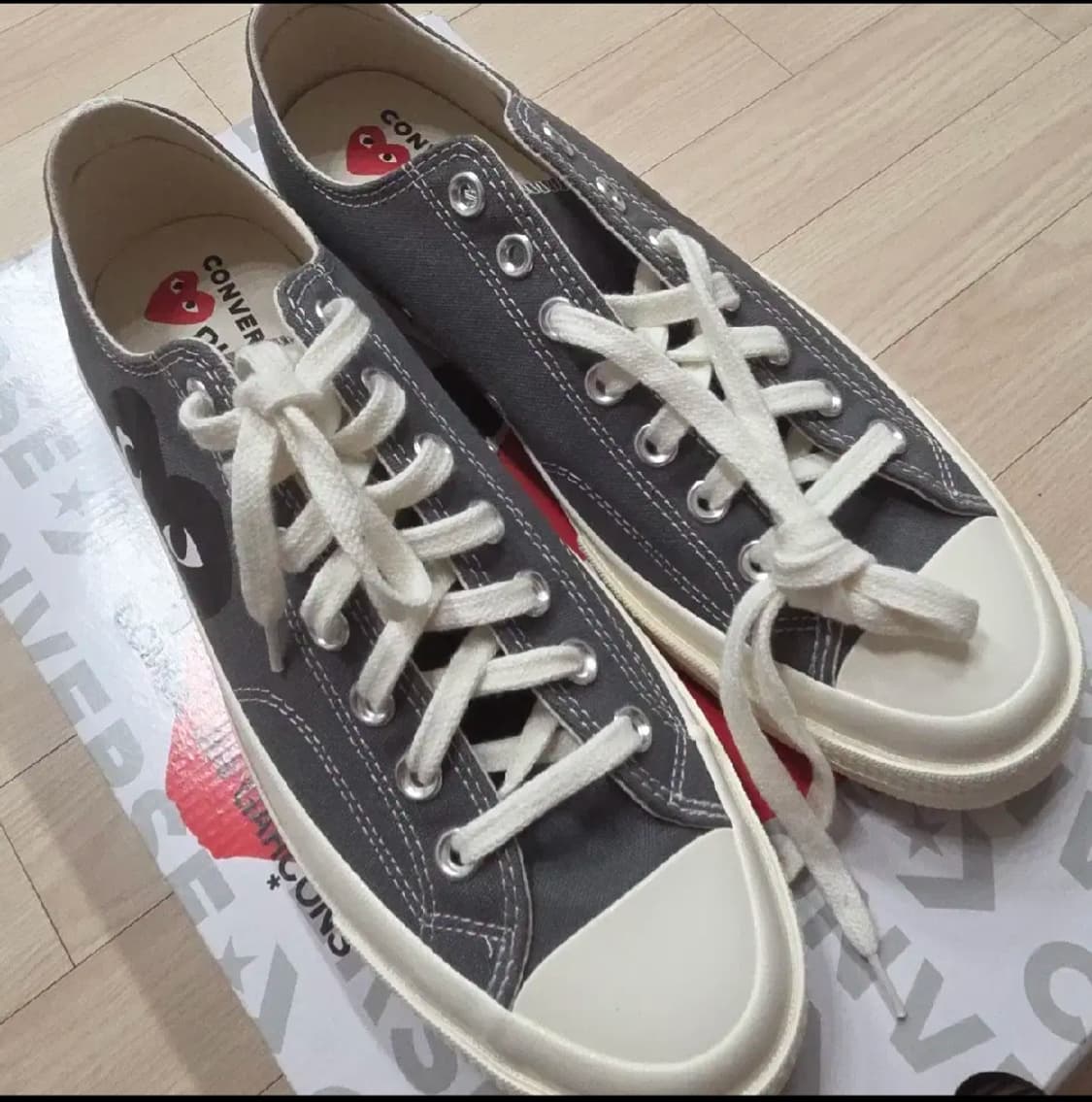 꼼데가르송 컨버스 로우 그레이 UK 10 택없는 새상품 상품이미지1