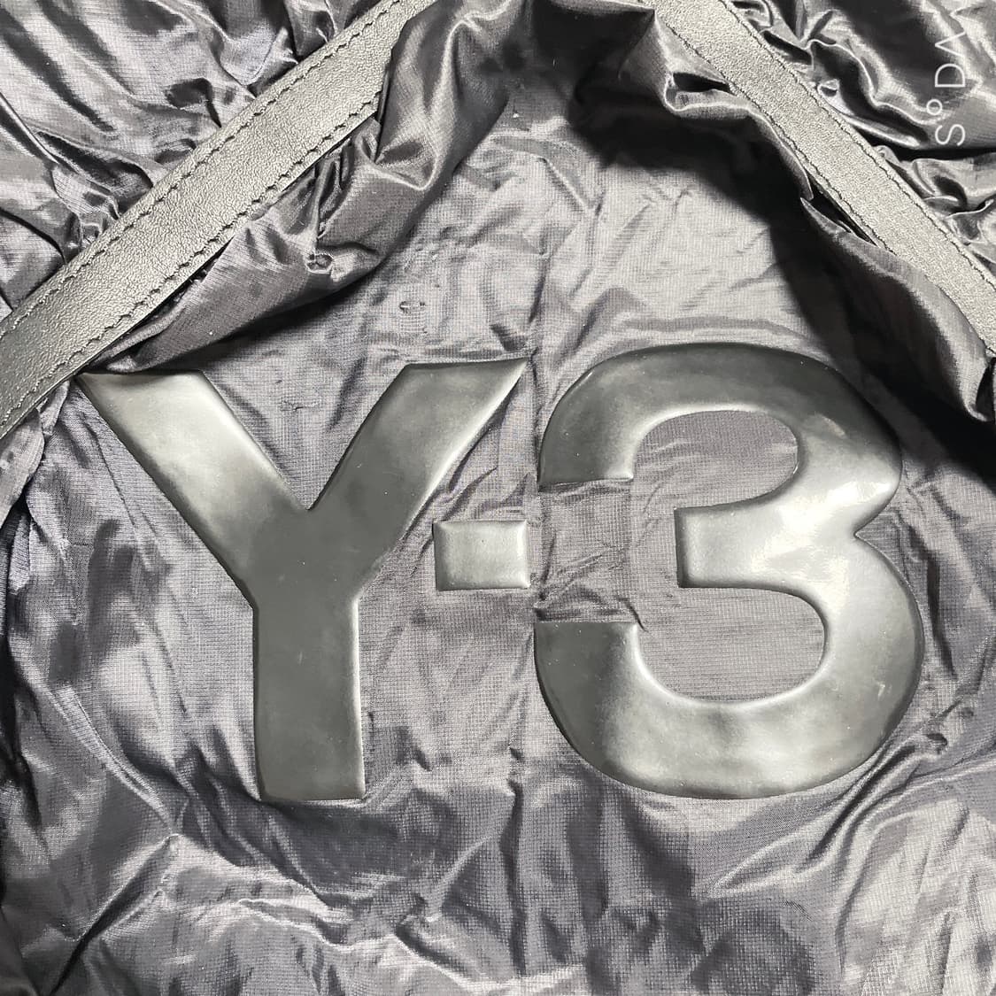 Y-3 숄더백 상품이미지2