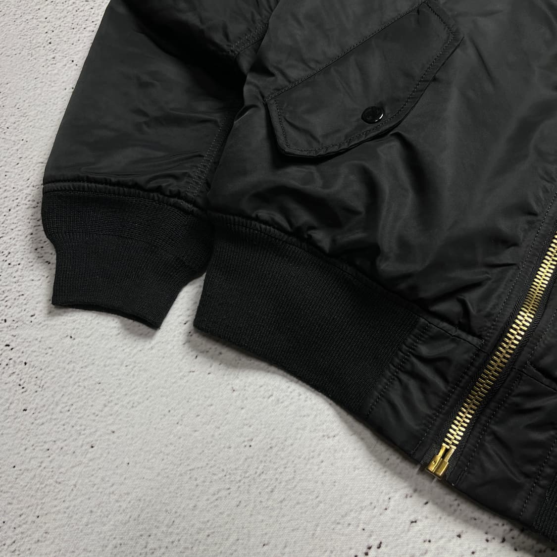 Alpha Industries MA-1 Flight Jacket 상품이미지4