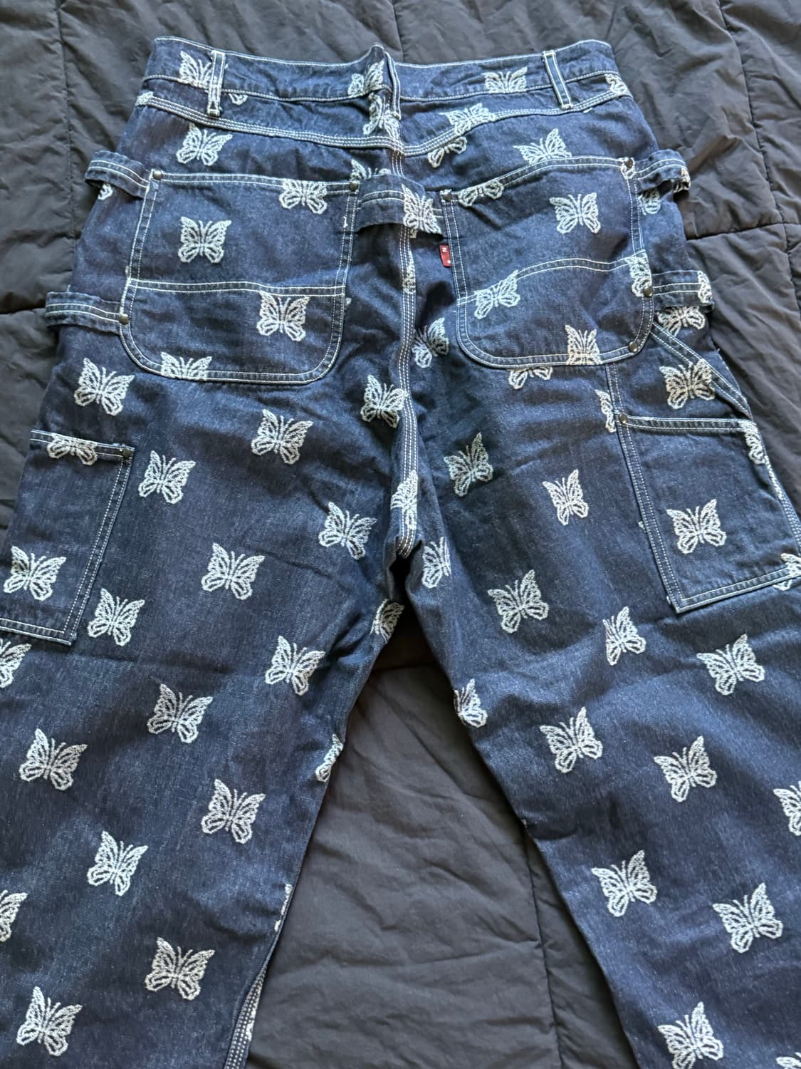 니들스 빠삐용 에이프런 데님팬츠 L사이즈 판매합니다. 상품이미지3