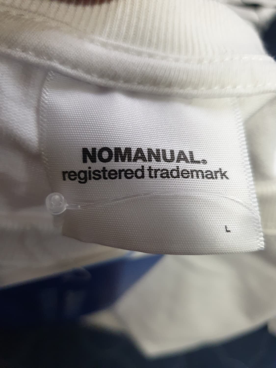 (새상품) 노매뉴얼 B.T.G 프린팅 롱슬리브 화이트 (L) 상품이미지6