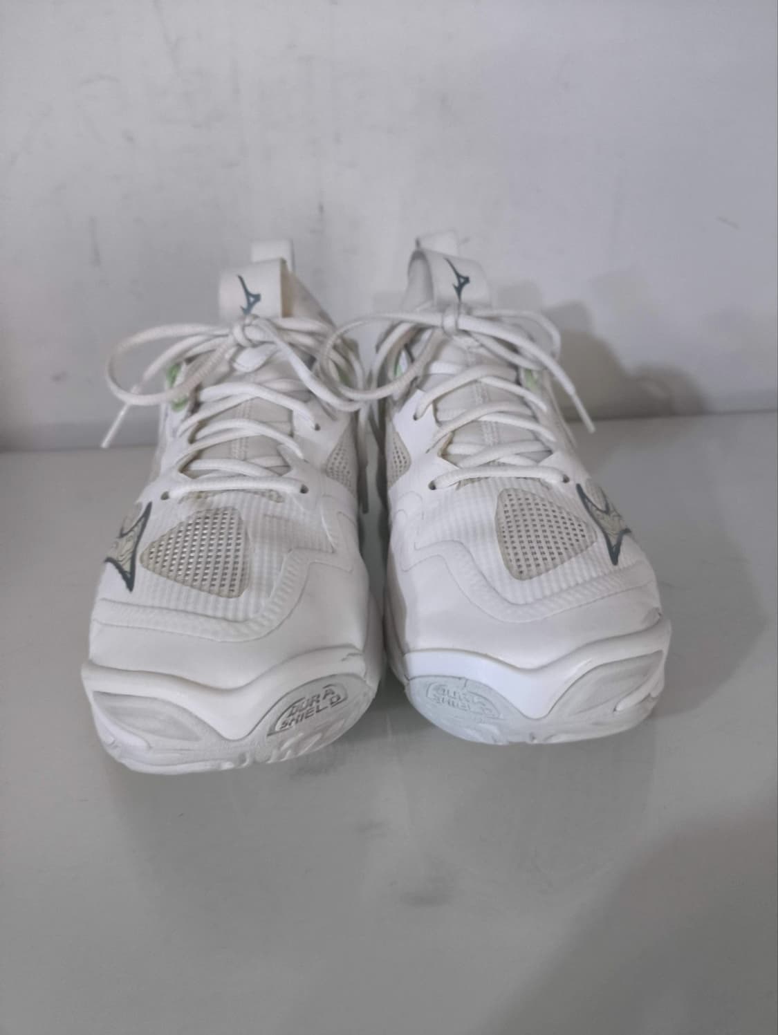 255mm 미즈노 웨이브 모멘텀3 인도어화  상품이미지3