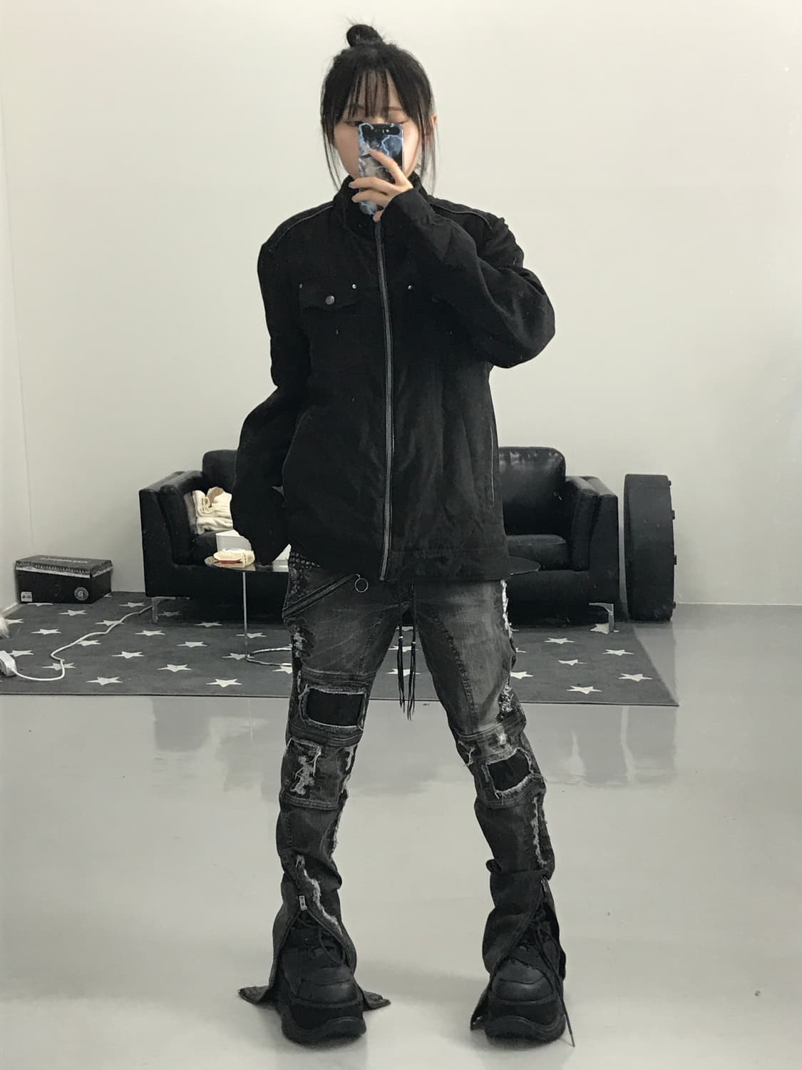 루이 샤블론 락시크 디테일 기모 집업 상품이미지2