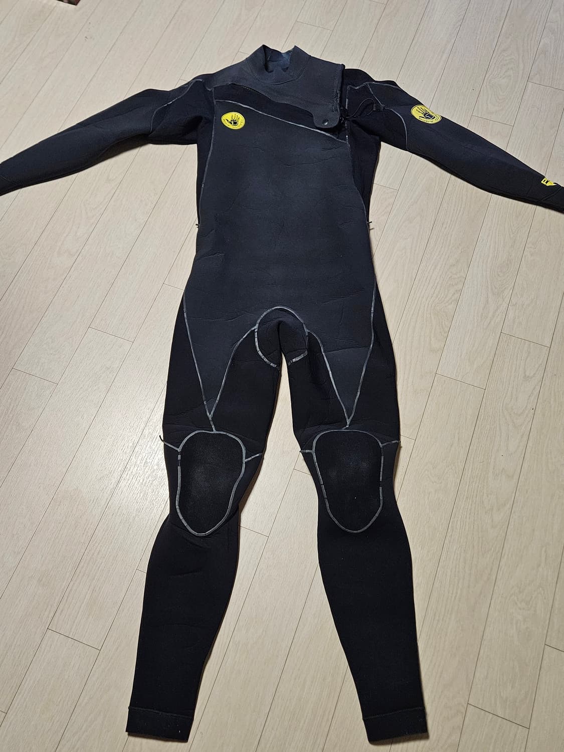 바디글러브 체스트집 웻수트 3mm L사이즈 상품이미지2