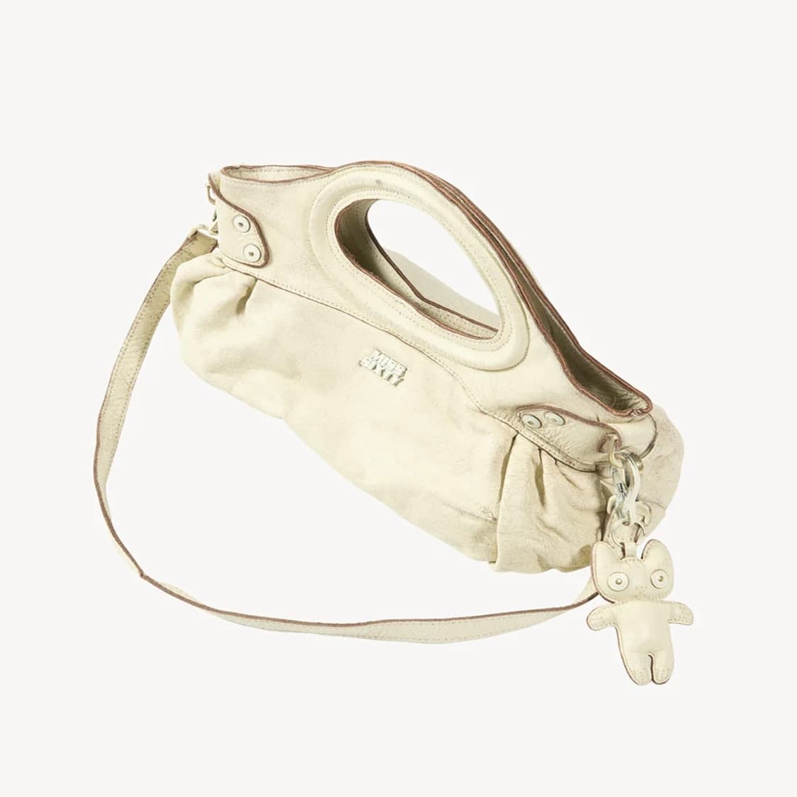 노울스 x 미스 식스티 25fw TURVY 키링/백참_크림 상품이미지6