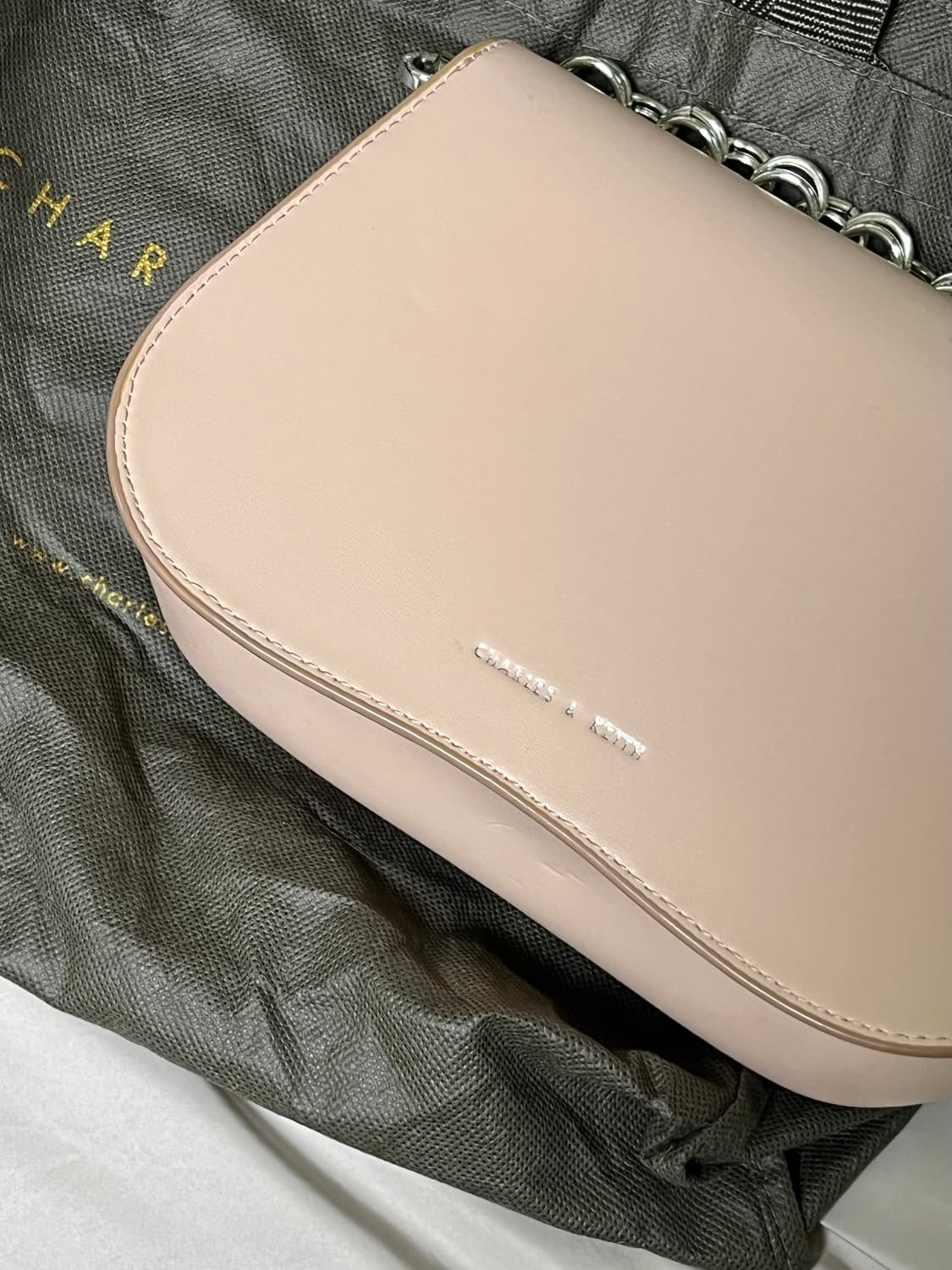 찰스앤키스 연핑크 크로스백 (희귀 아이템) 상품이미지5