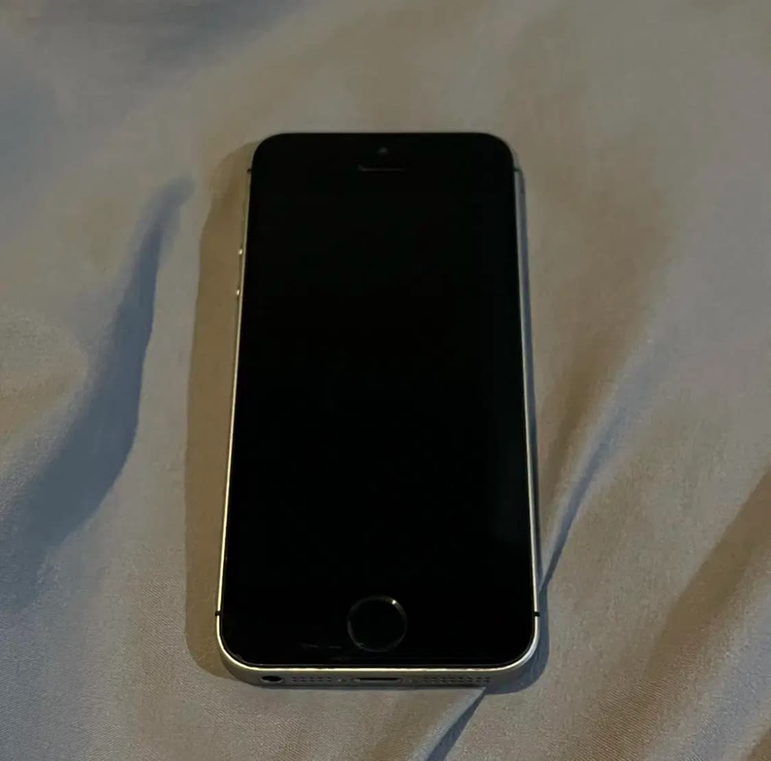 아이폰 se1 스페이스 그레이 32기가 상품이미지1