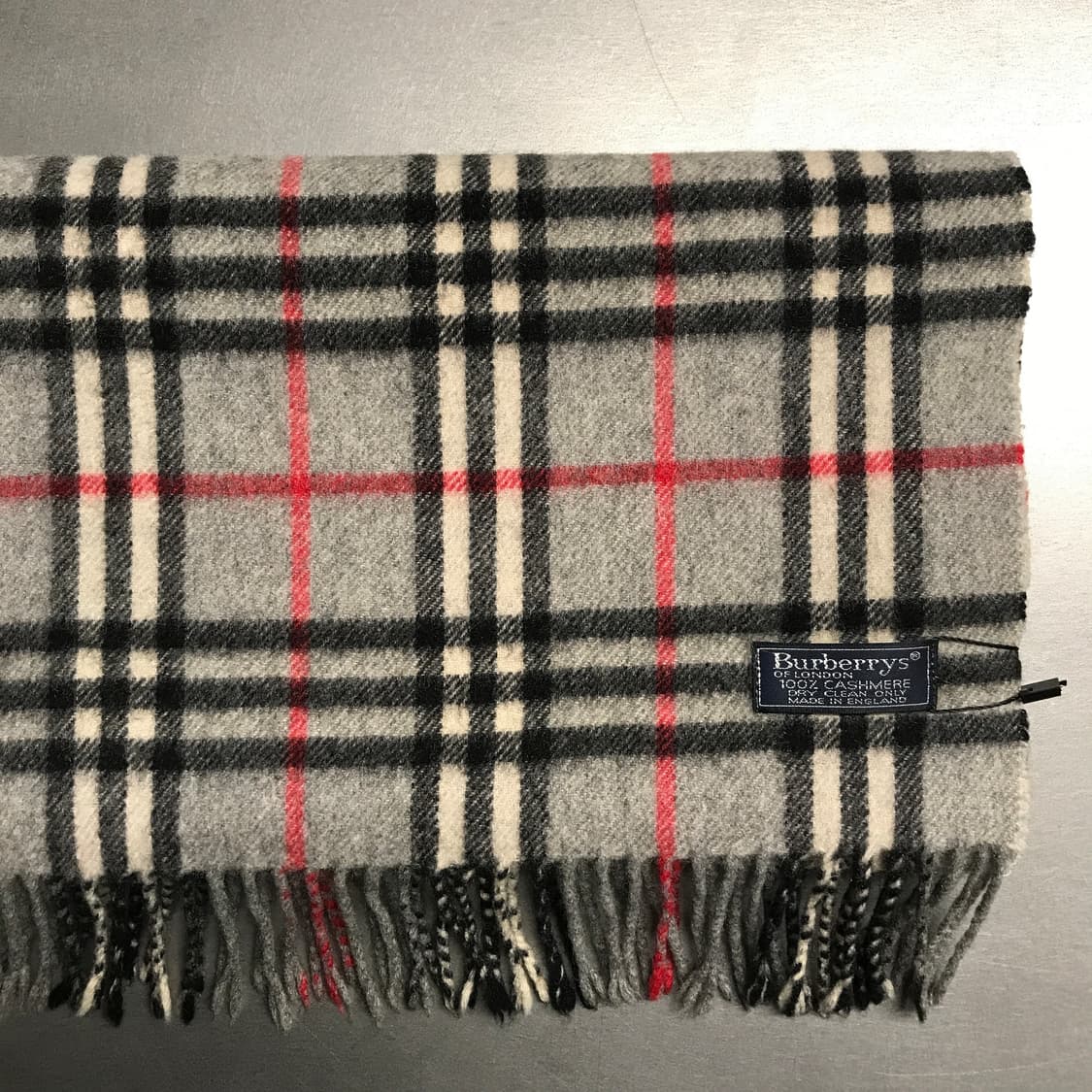 버버리 정품 캐시미어 머플러 그레이 상품이미지3