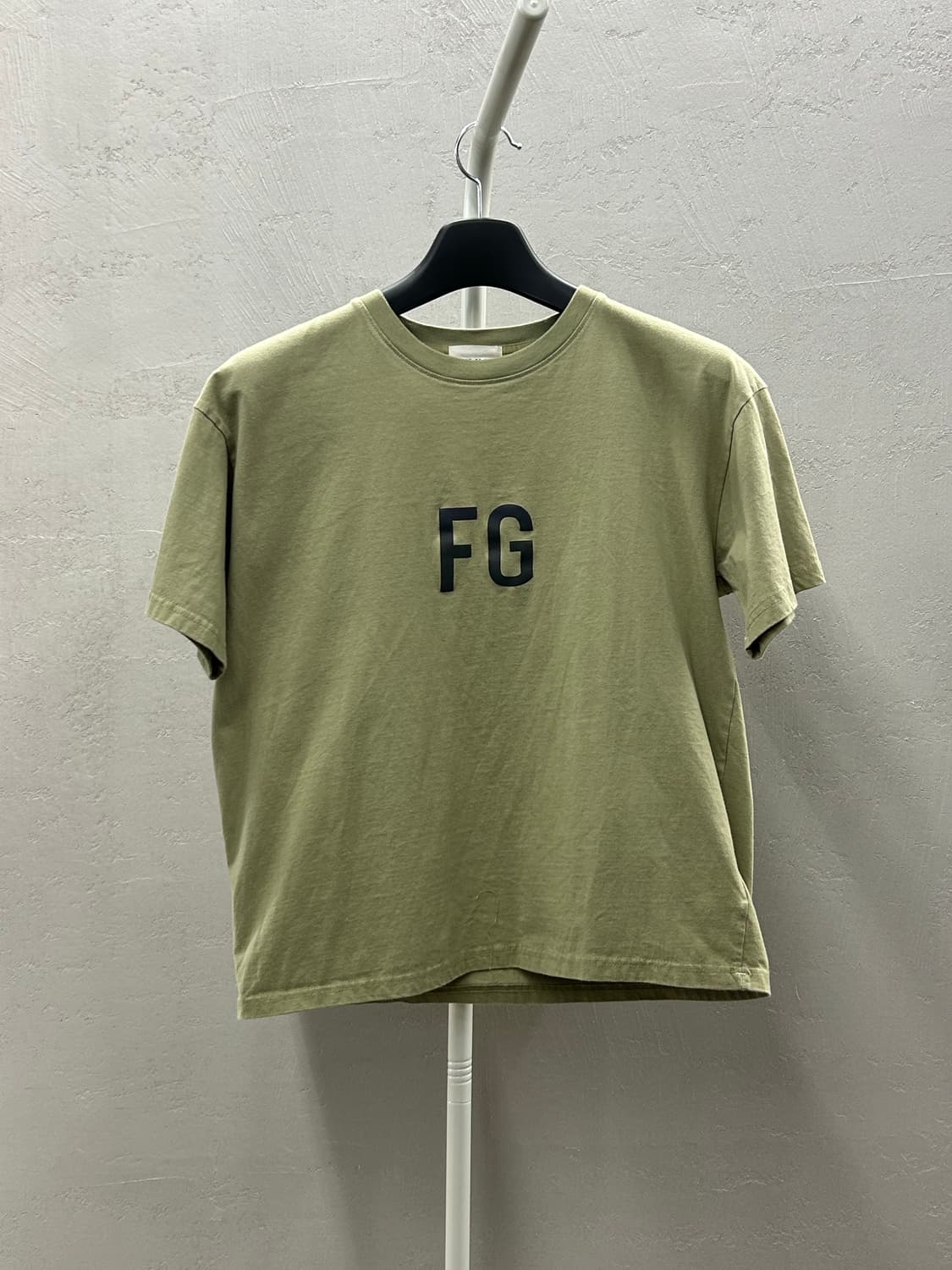 Fear of God FG 반팔 티셔츠 카키 상품이미지2
