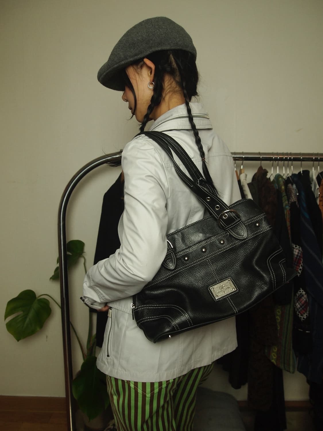 피에르가르뎅 레더 숄더백 상품이미지1