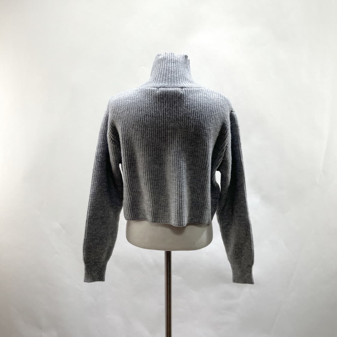 더틸버리 택새상품 여 크롭집업가디건 F 상품이미지3