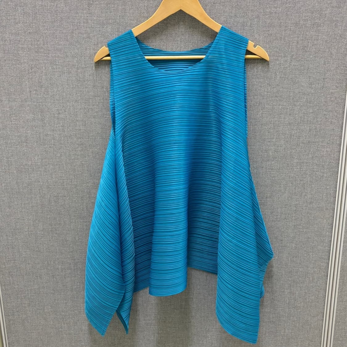 실측확인 플리츠 민소매 블라우스 0428J 상품이미지1