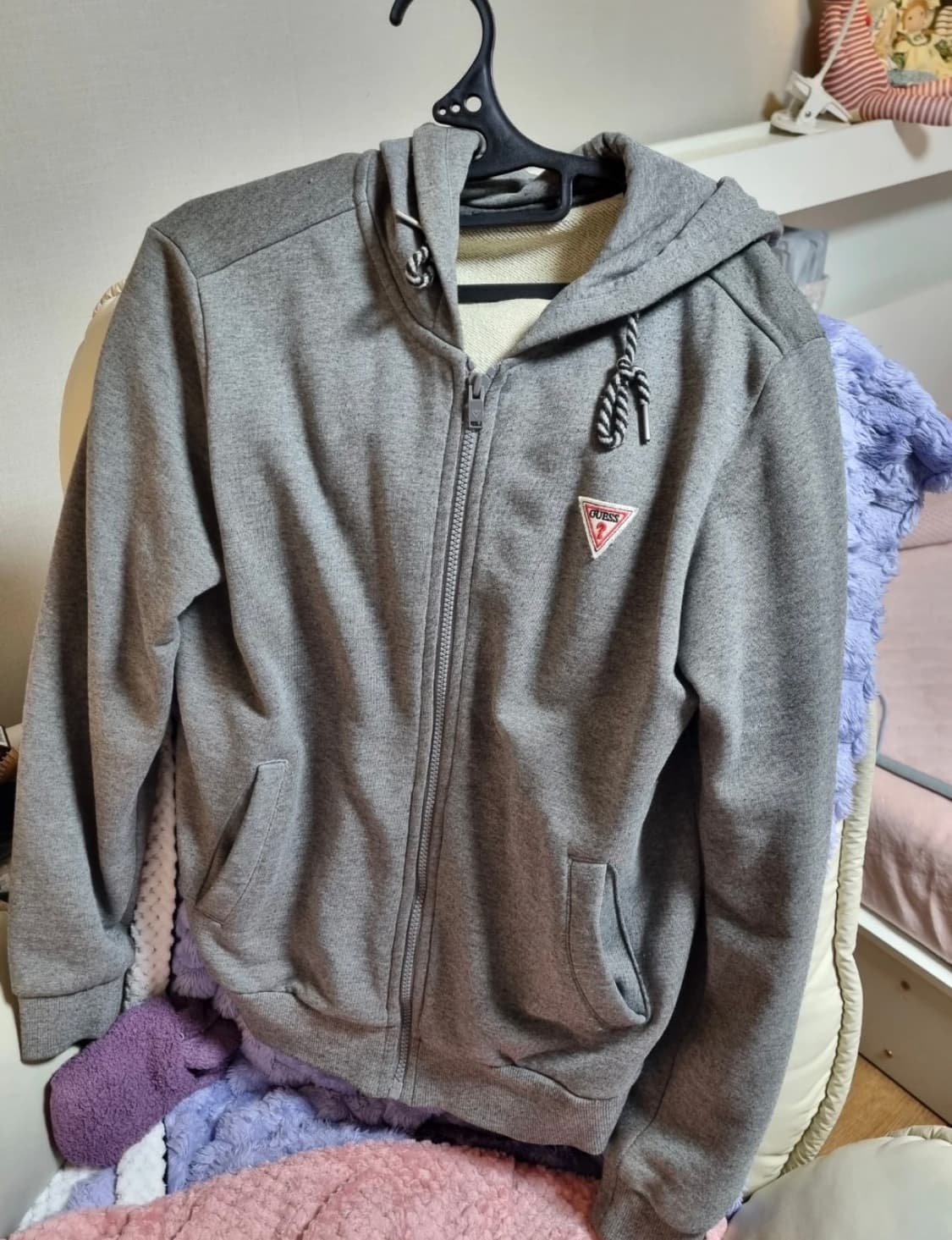 게스 후드집업 상품이미지1