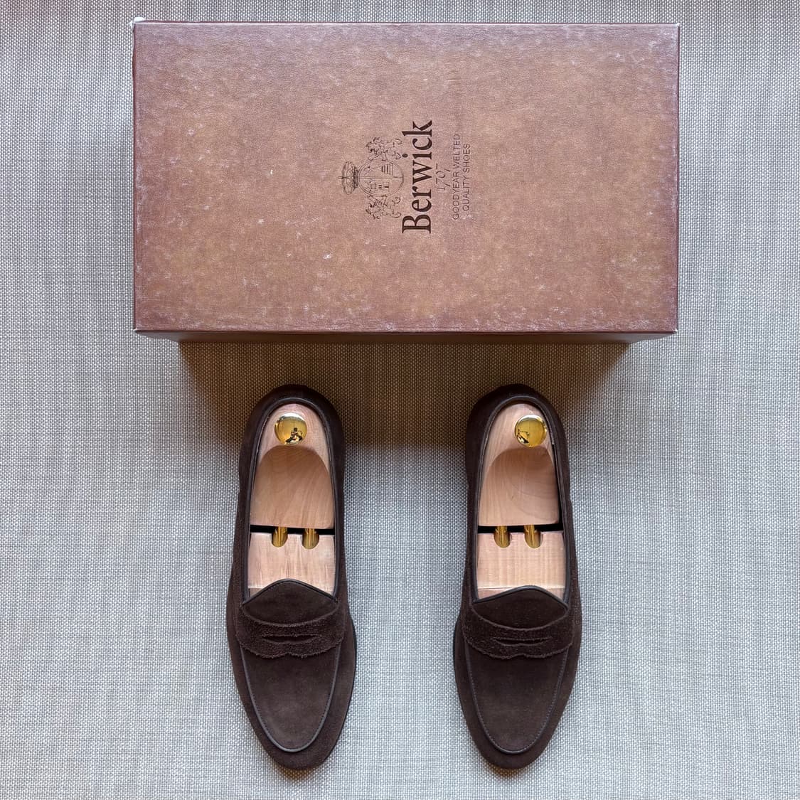[260] BERWICK 4952 스웨이드 풀스트랩 페니 로퍼 상품이미지10