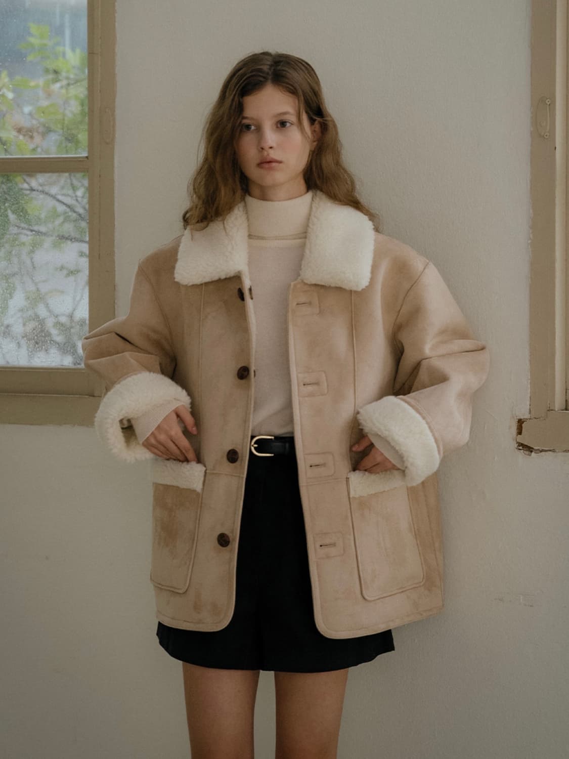 틸아이다이 리버시블 스웨이드 무스탕 베이지 상품이미지1