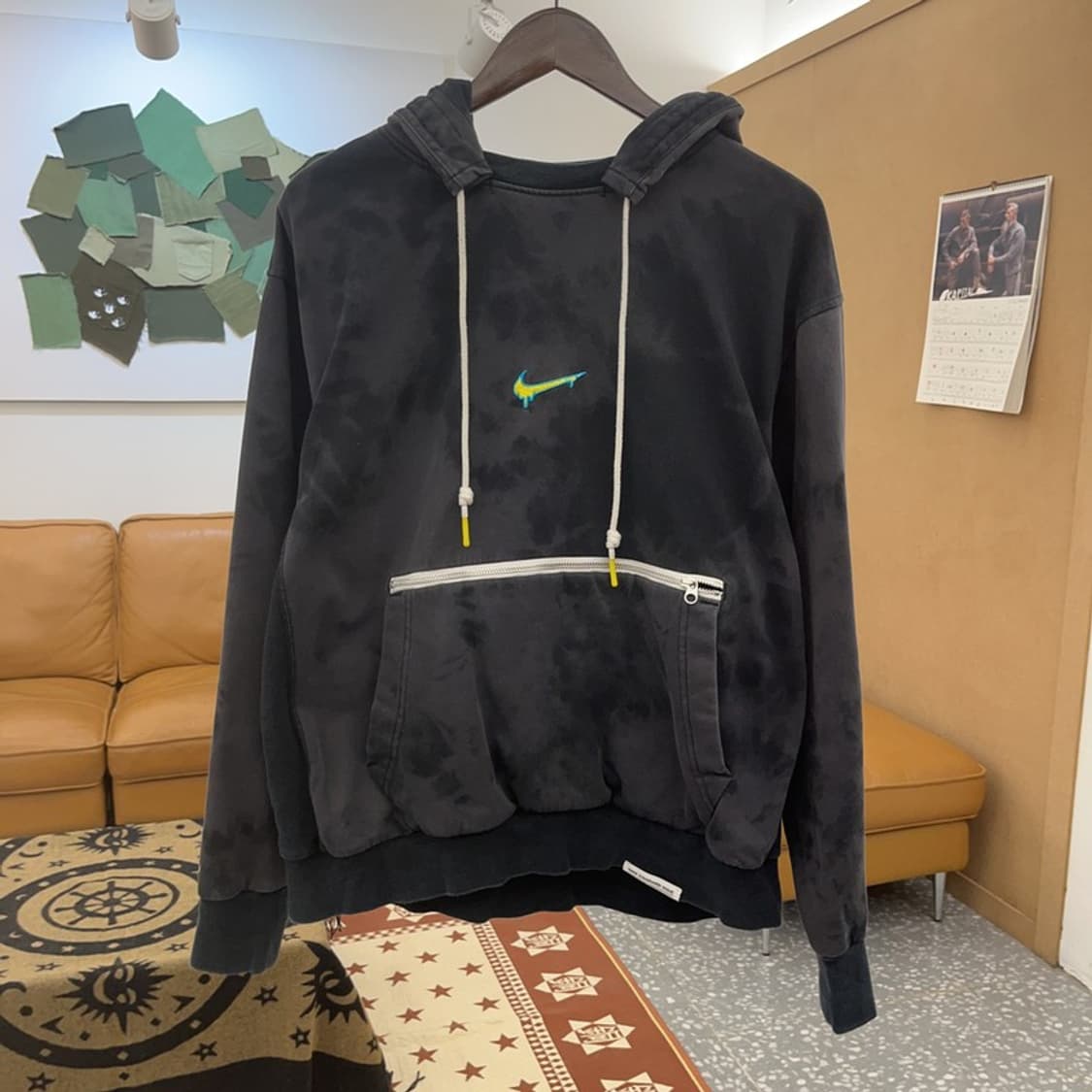 나이키 하드우드 다이 풀오버 키치 프린팅 후드티 XL C08607 상품이미지3