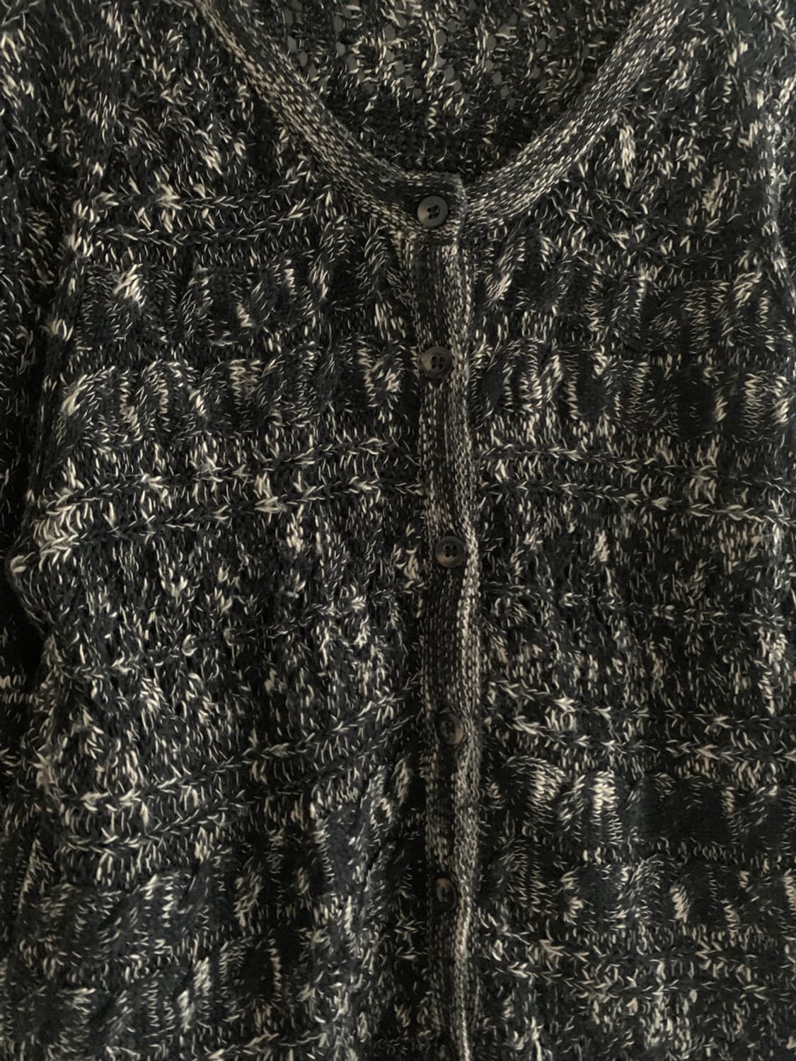 (Indivi)Black Warm Loose Cardigan 상품이미지5