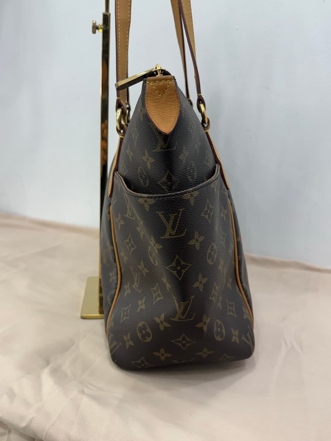 루이비통 토탈리 mm 모노그램  상품이미지4