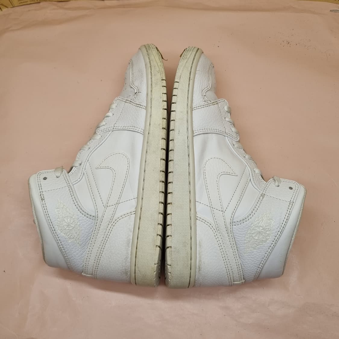 나이키 에어조던1 화이트 미드275 상품이미지5