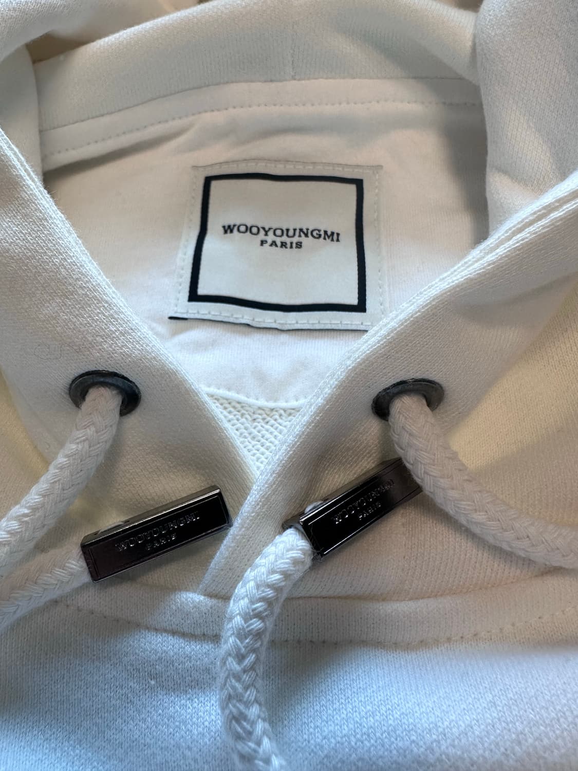 WOOYOUNGMI 우영미 슬리브리스 후디 화이트 23FW 상품이미지3