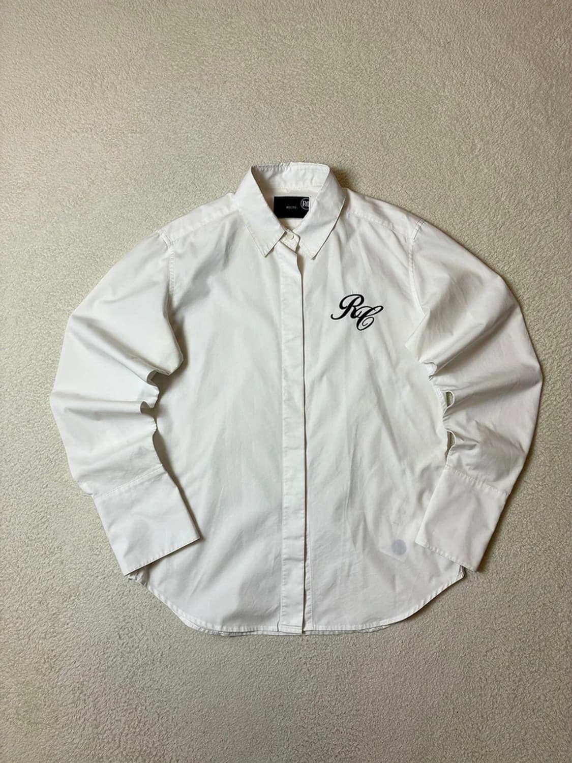 렉토 recto 시그니처 화이트 블라우스 PN6658 상품이미지1