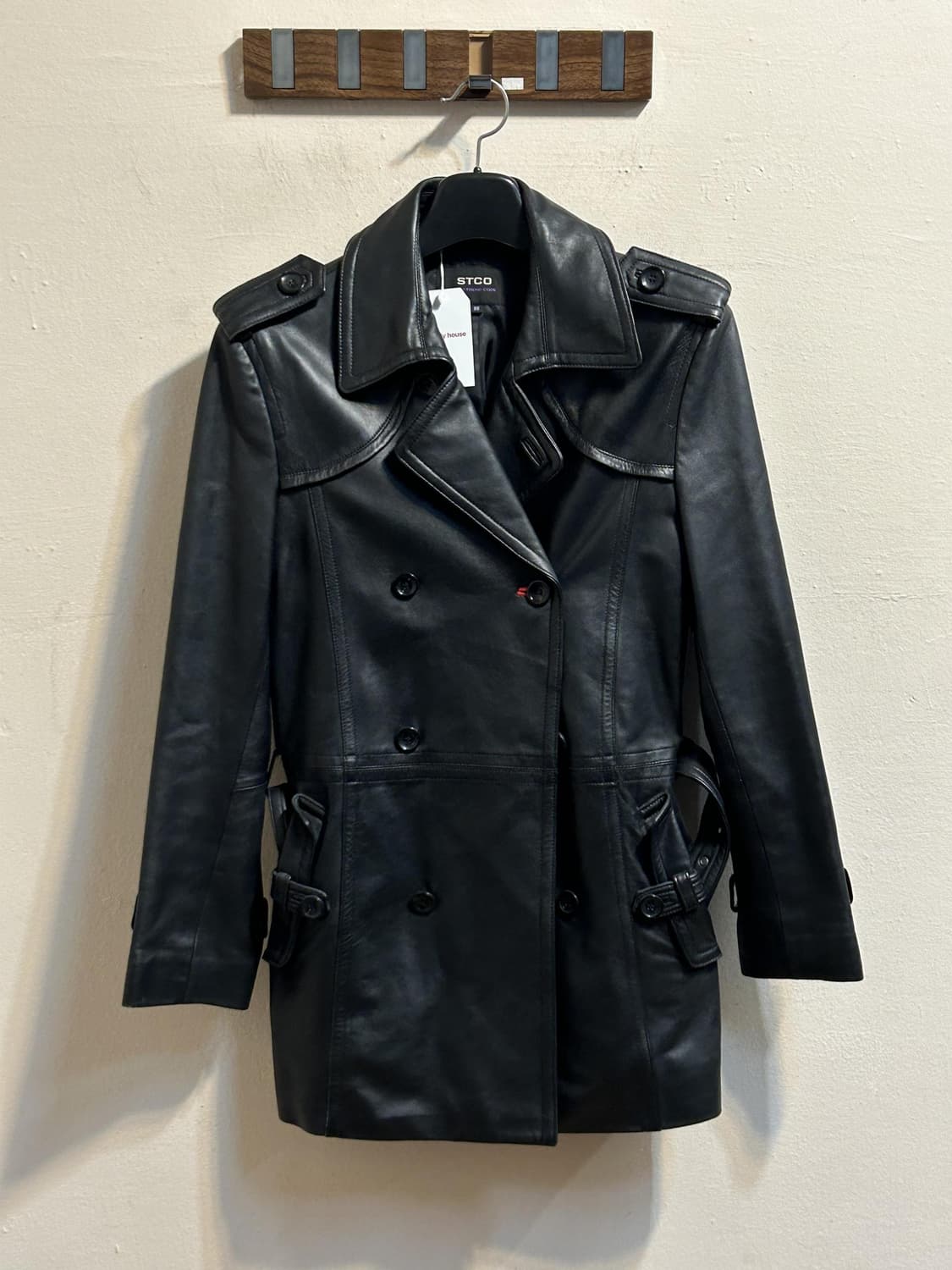 에스티코 블랙 양가죽 트렌치코트 상품이미지1