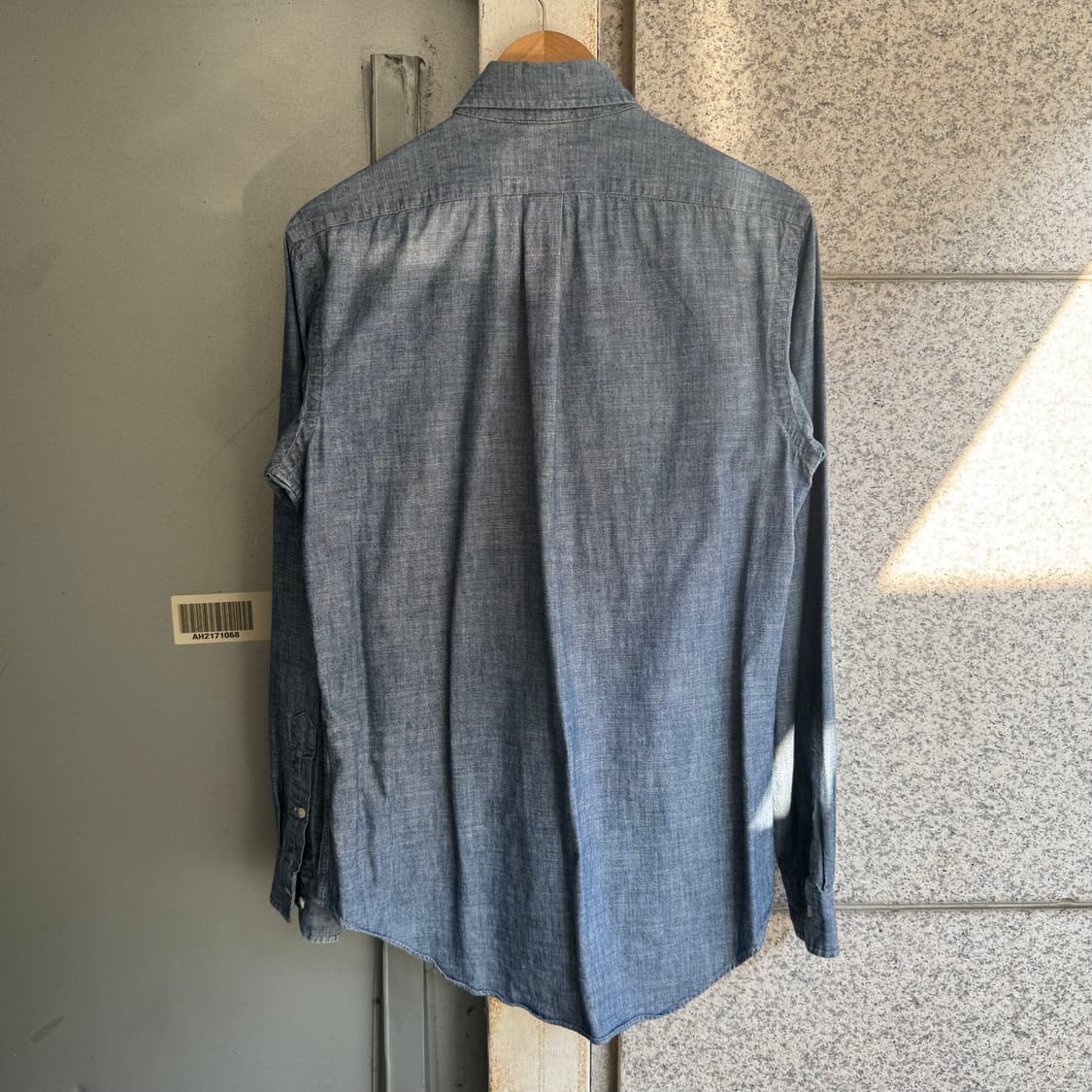 폴로 랄프로렌 포니 로고 샴브레이 데님 셔츠 상품이미지2