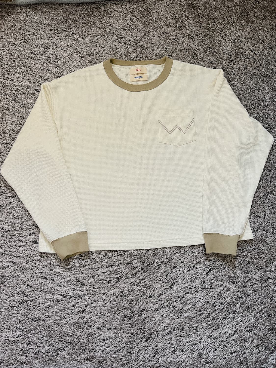 CHERRY LOS ANGELES X WRANGLER 긴팔티 상품이미지1