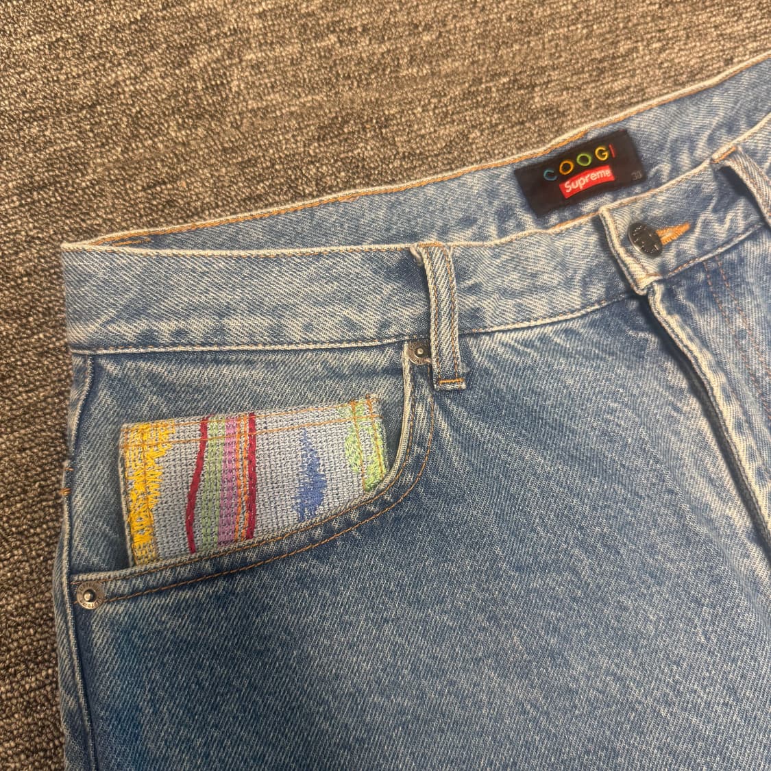 30 슈프림 쿠지 배기 진 상품이미지4