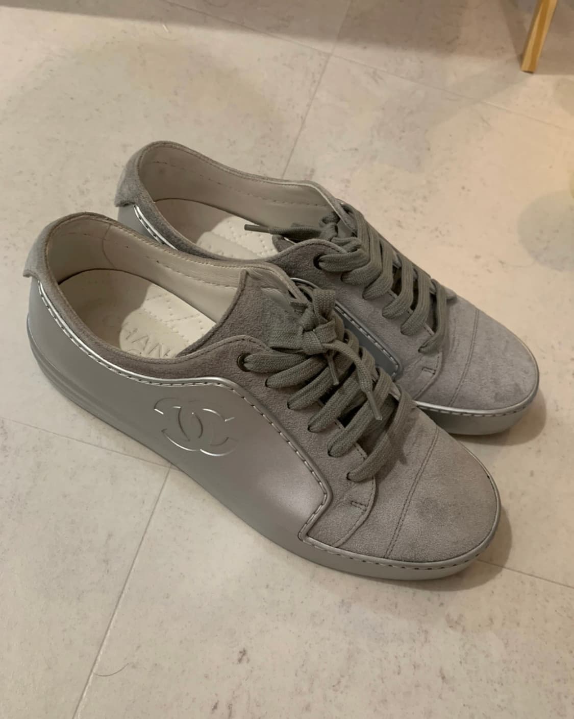 샤넬 스니커즈 38.5 상품이미지2