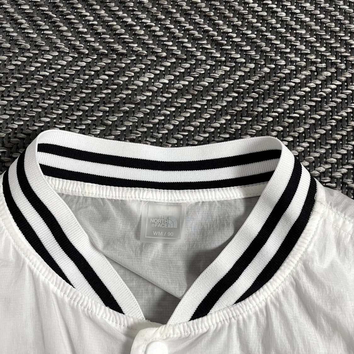 노스페이스 신형 빅로고 경량 나일론 우븐 바시티 자켓o 3047 상품이미지4