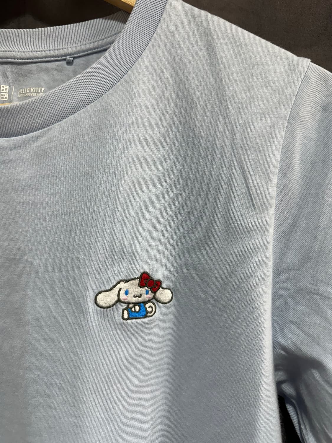 유니클로 UT UNIQLO 산리오 헬로키티 50주년 시나모롤 반팔티 상품이미지2