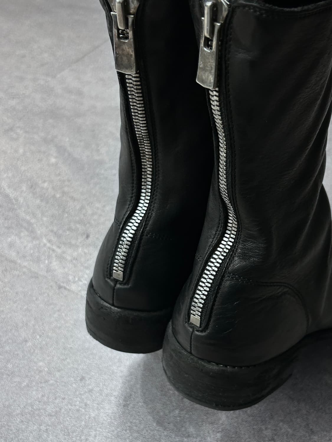 구이디 홀스 풀 그레인 백 지퍼 부츠 상품이미지6