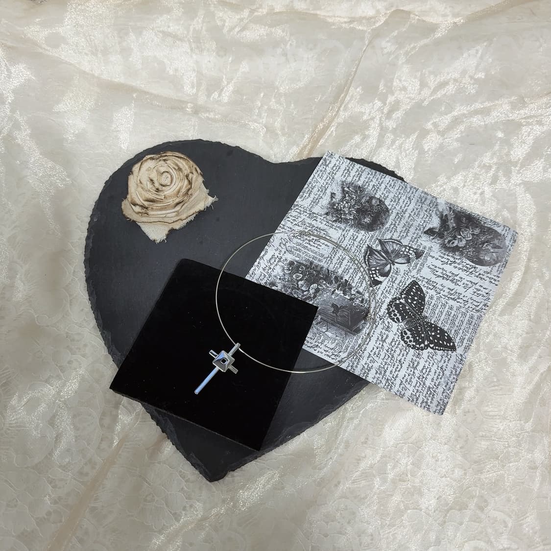 빈티지 오픈 십자가 초커 목걸이 상품이미지2