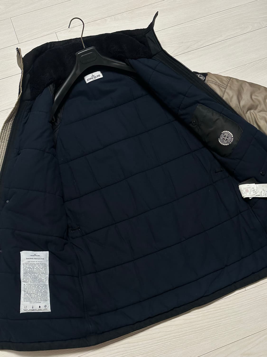스톤아일랜드 30주년 써모 리액티브 패딩 L(105) 국내판 상품이미지4