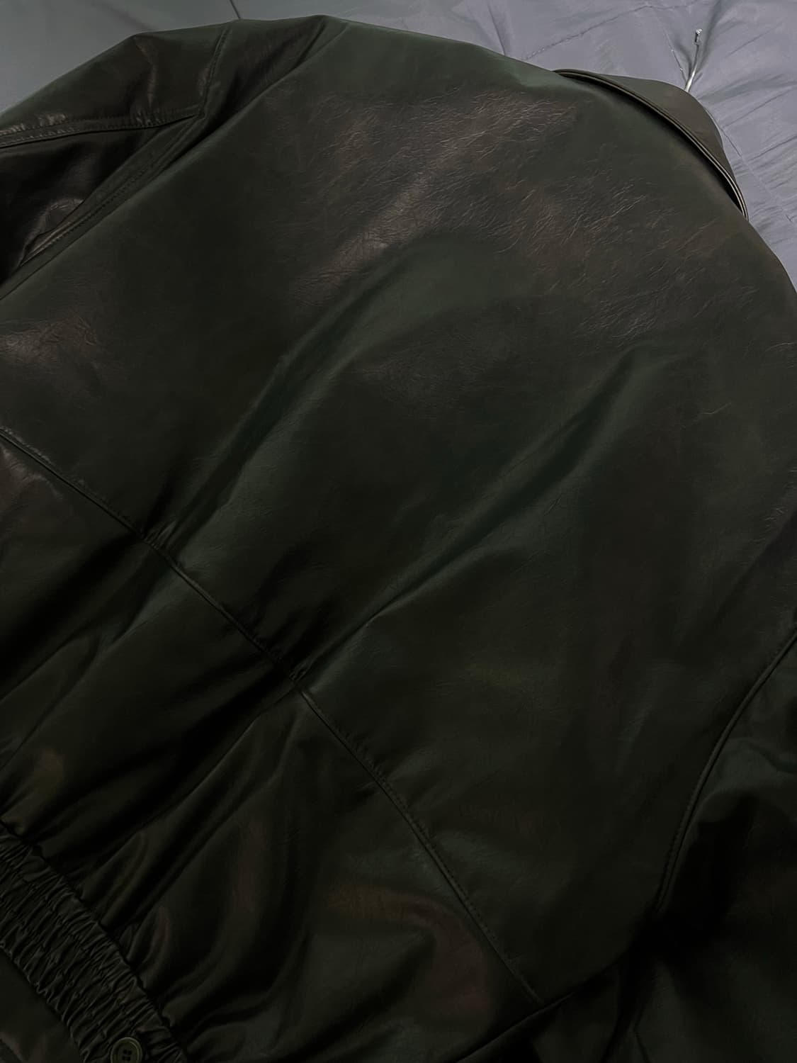 아모멘토 24fw 비건레더블루종 L 상품이미지3