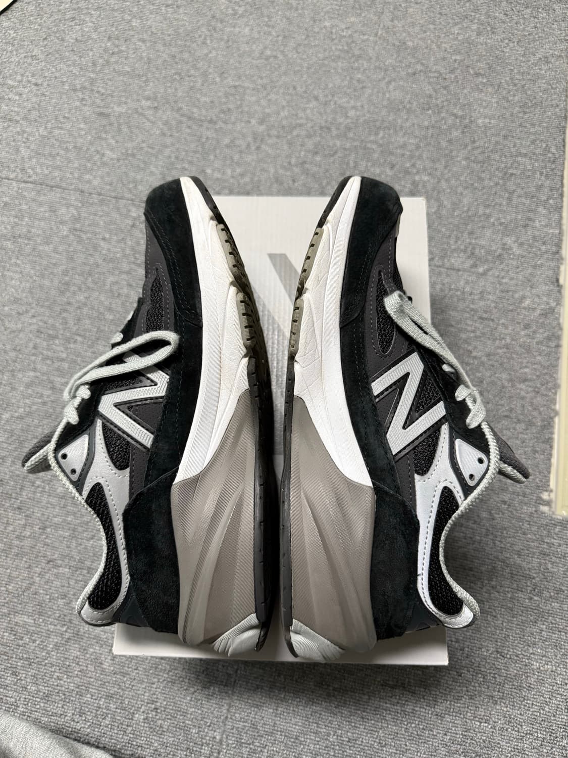 뉴발란스 990v6 블랙그레이255 상품이미지3