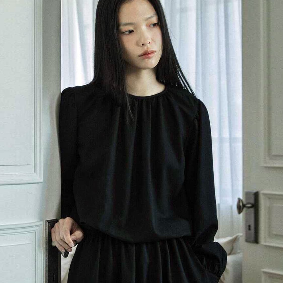 마이스(MAIS) 루즈핏 밴딩 셔링원피스 프리사이즈 새상품 상품이미지2