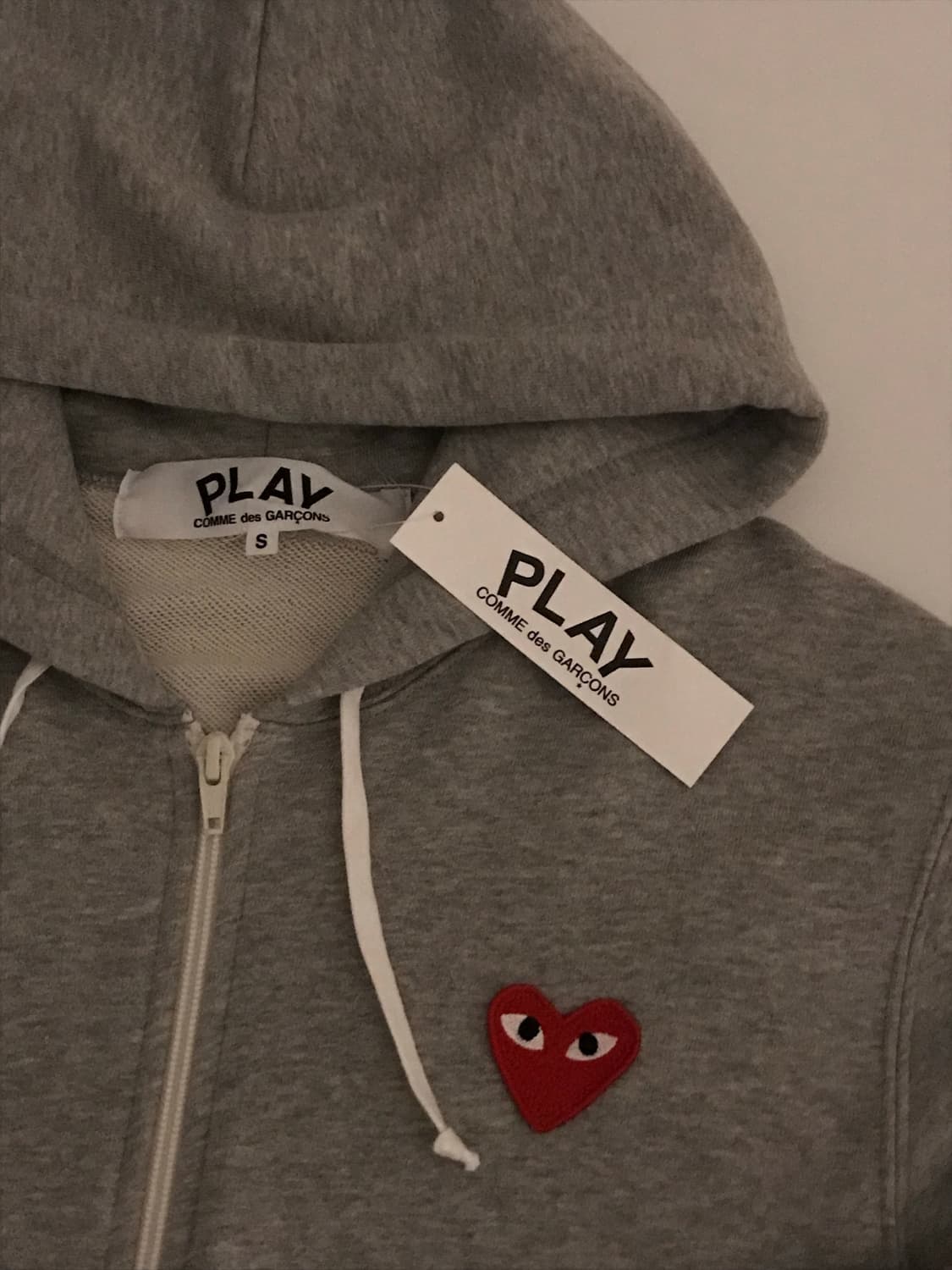 꼼데가르송 후드집업 상품이미지1