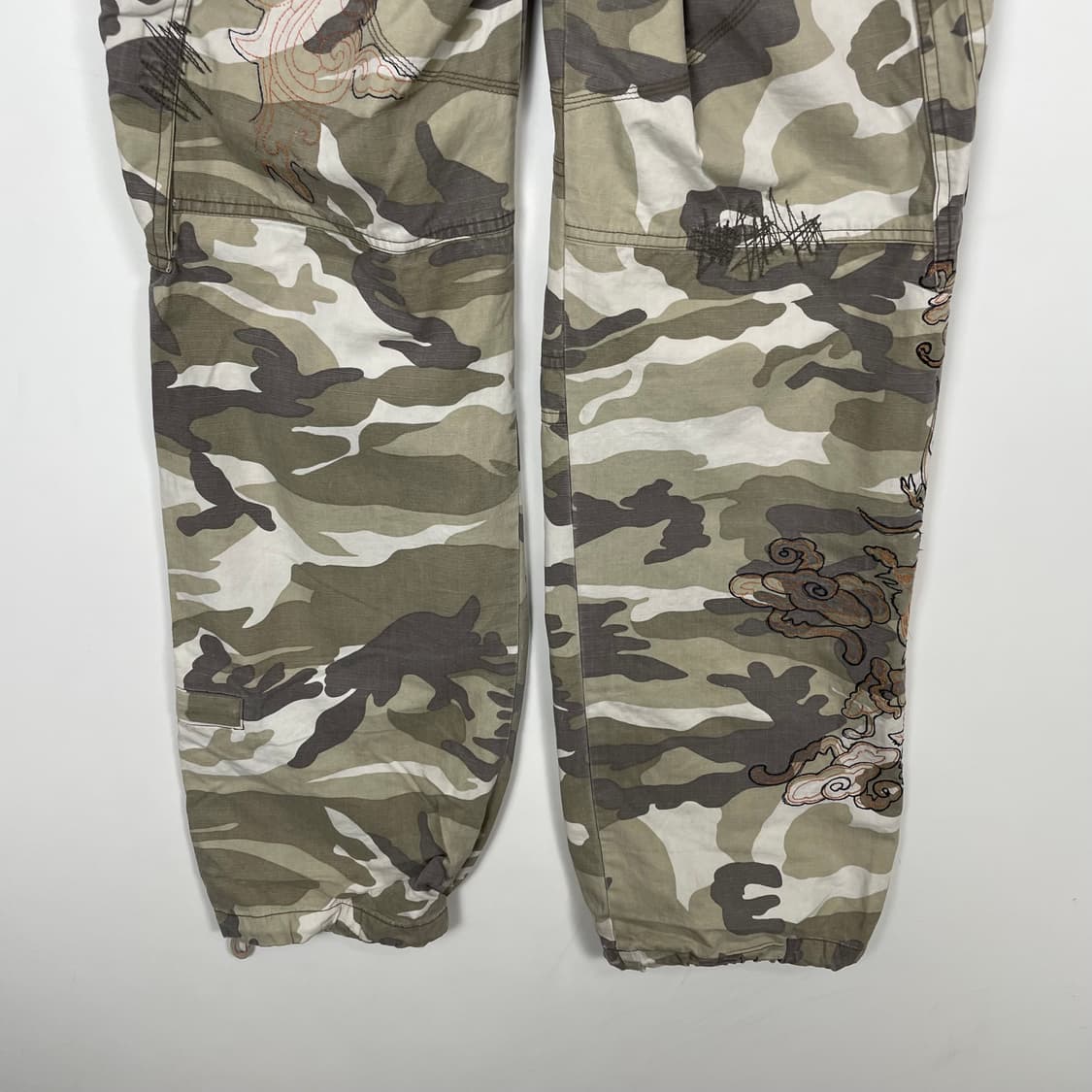 TANKUS 카모 자수 카고팬츠 상품이미지8