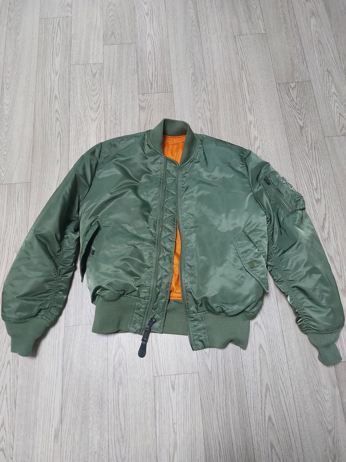 알파인더스트리 ma-1 세이지그린 M 상품이미지1