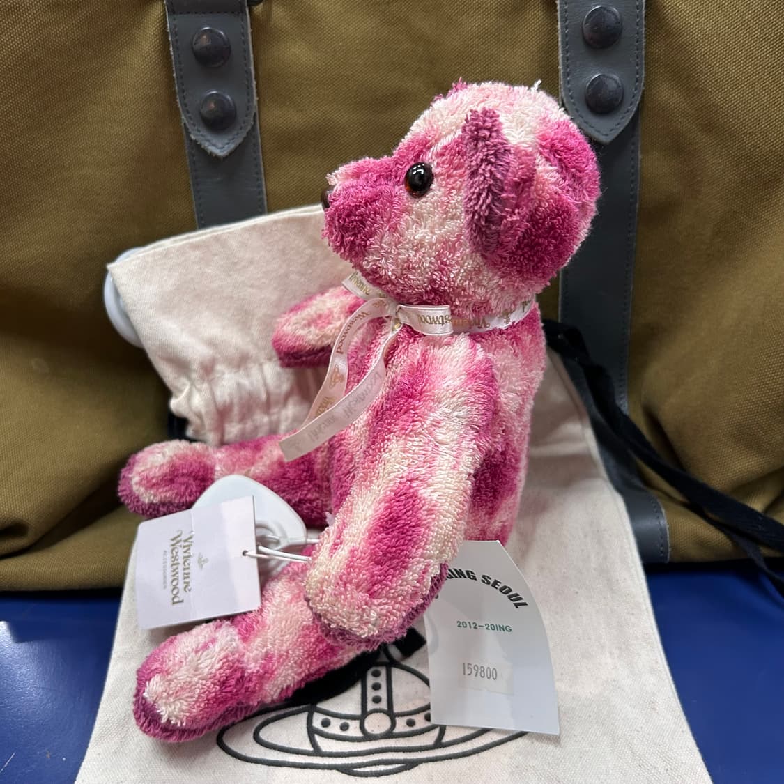 Vivienne Westwood Pink Teddy Bear 상품이미지3