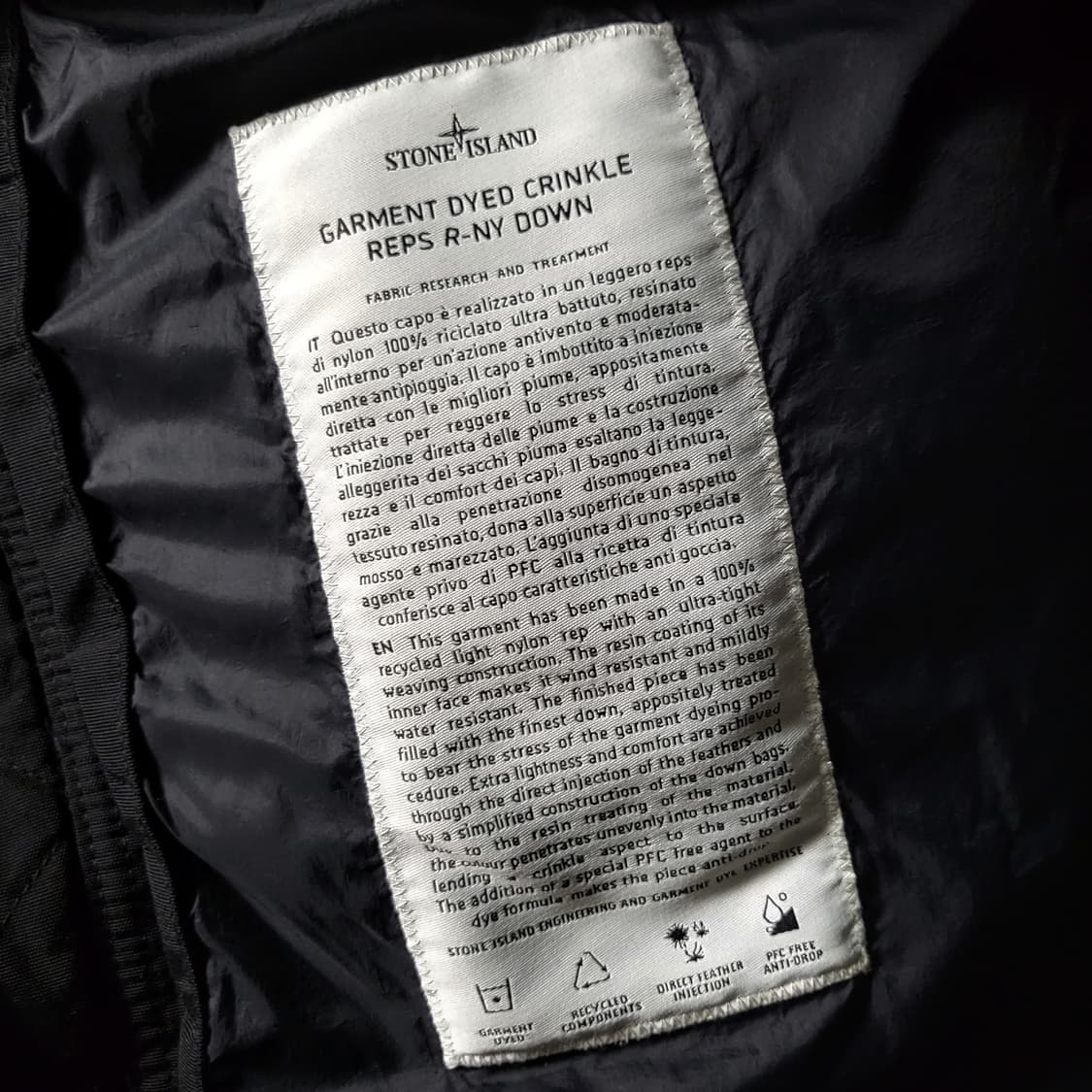 [새상품급/XL size]24FW 스톤아일랜드 크링클랩스 후드 다운 패딩 상품이미지5