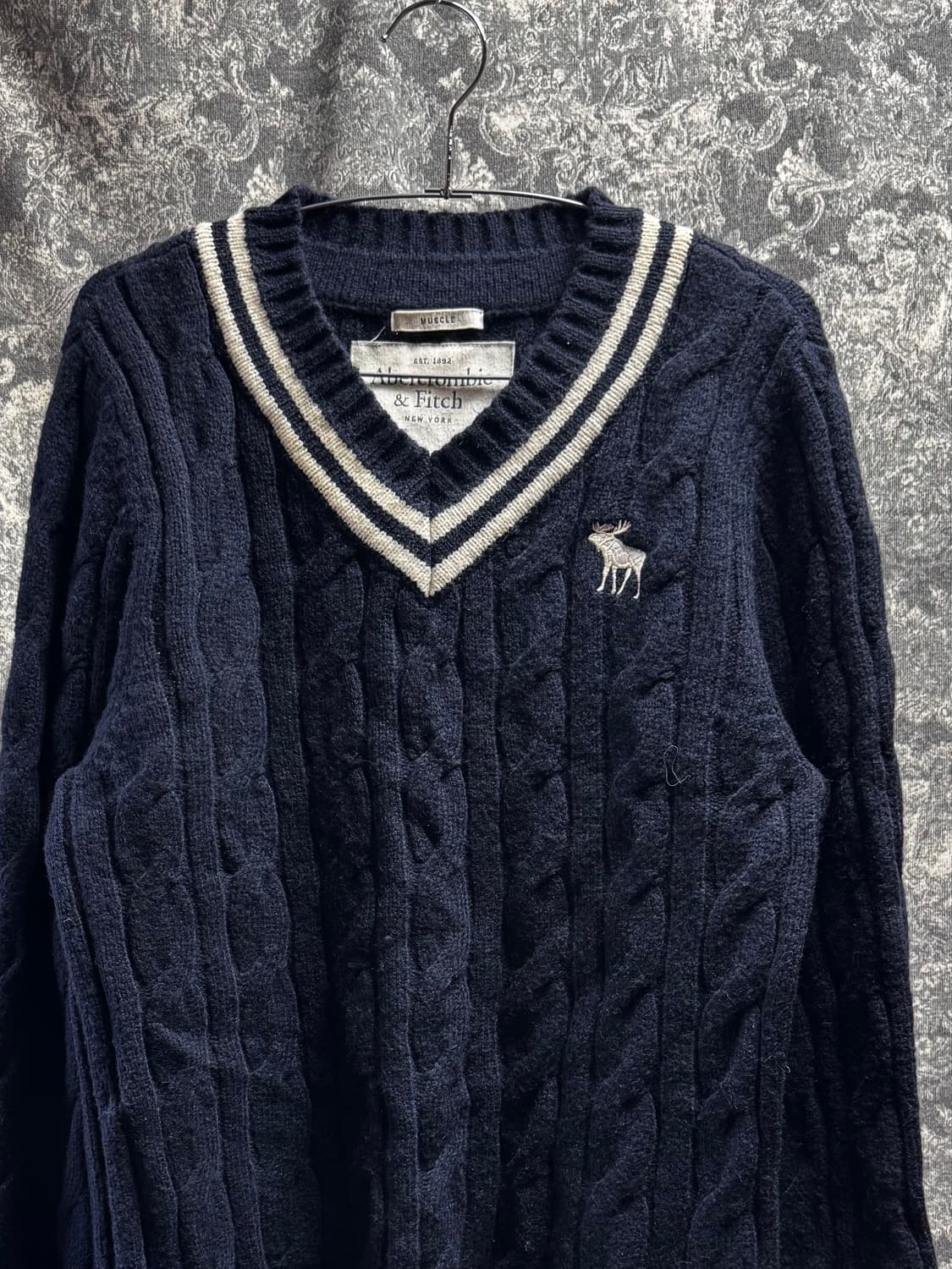 abercromdie 아베크롬비 브이넥 니트 상품이미지2