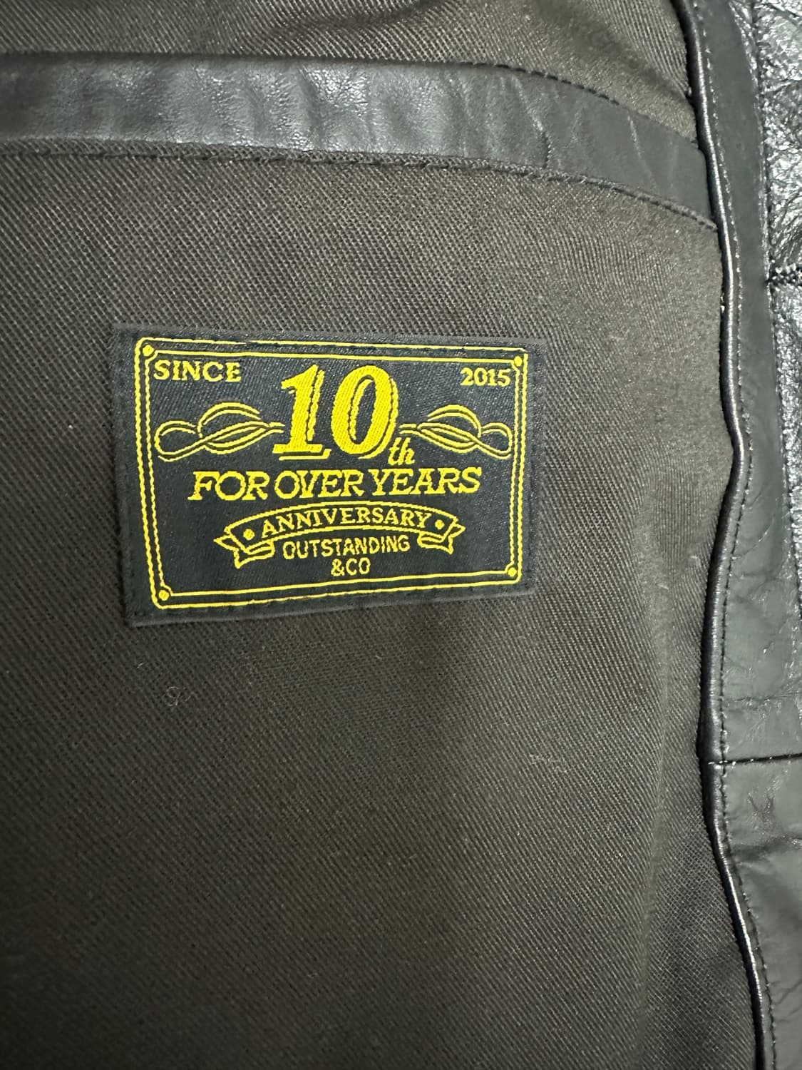 아웃스탠딩 10주년 대전판 가죽자켓(M / 차심) 상품이미지4