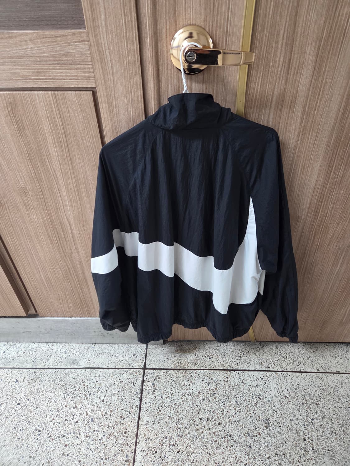 나이키 빅스우시 바람막이 xl 상품이미지2