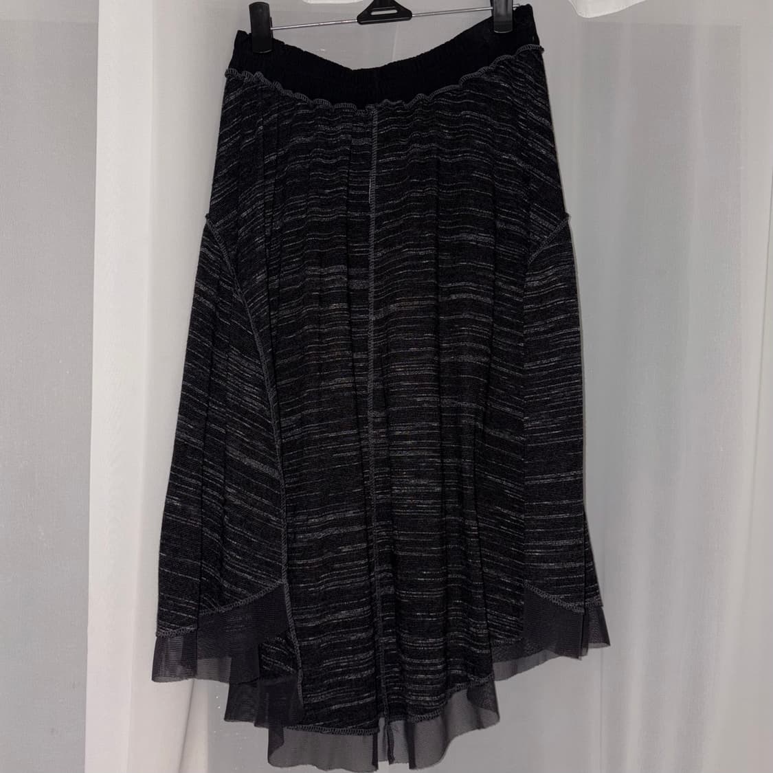 Cozy flare Skirt_Dirsty Black 상품이미지3