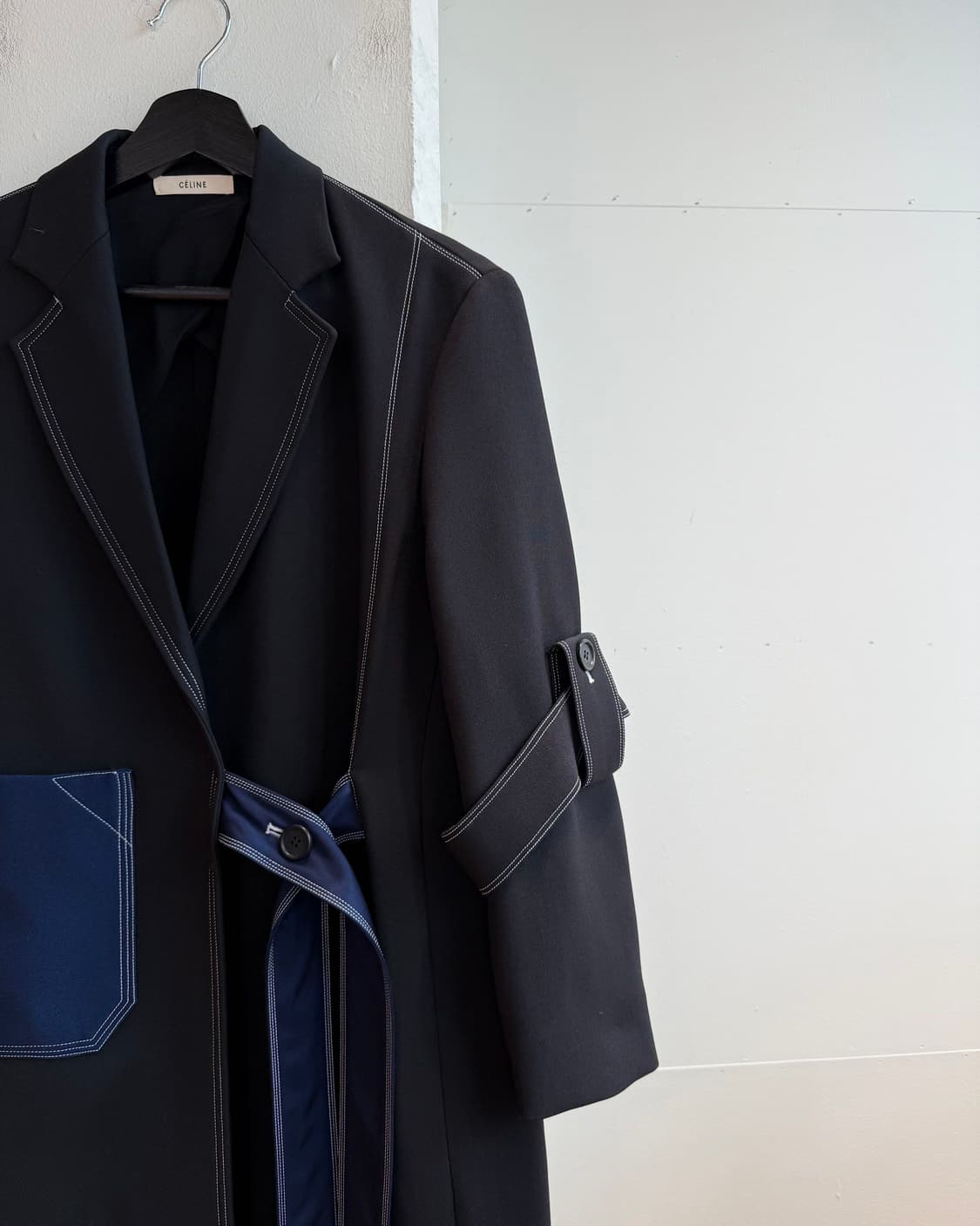 셀린느 15ss 피비 파일로 블랙 스티치 코트  상품이미지5