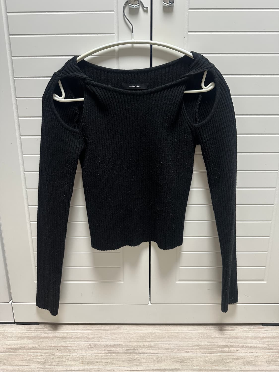 다이애그널 니트 상품이미지1